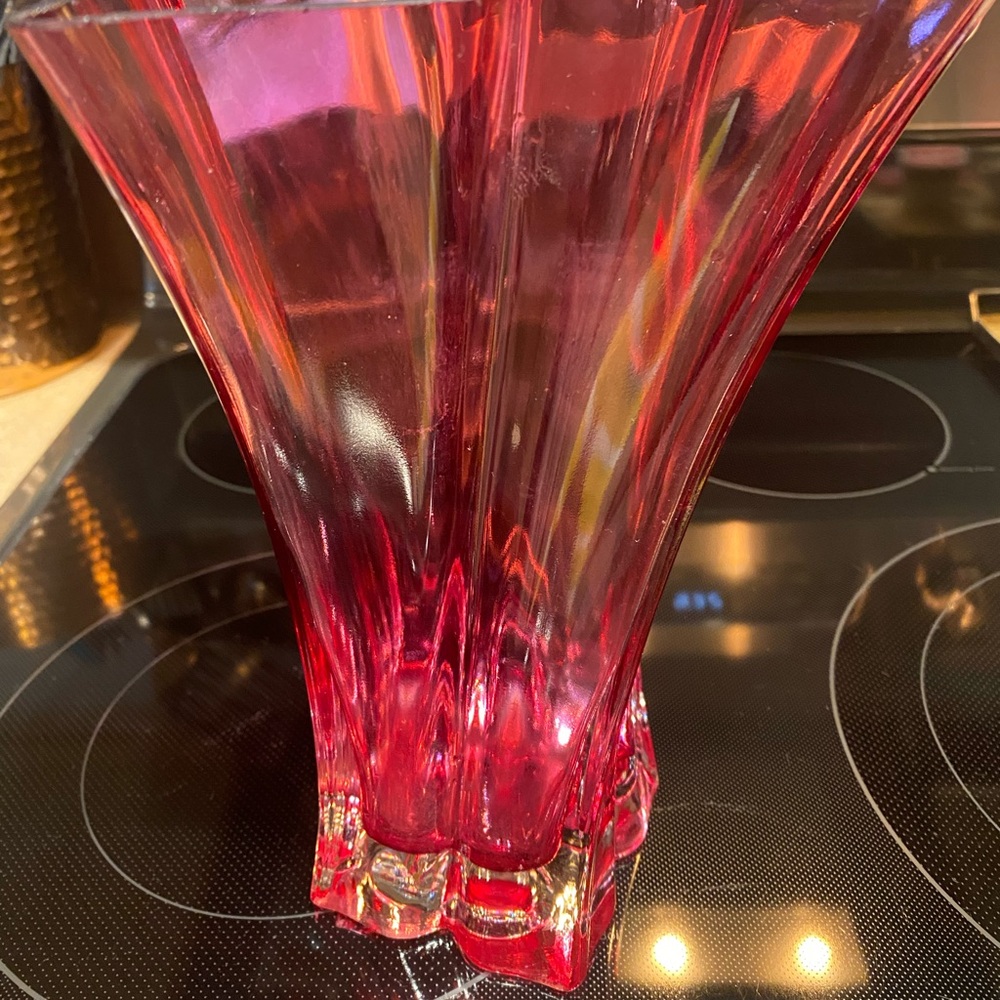 Vintage Cranberry Teleflora gift vase excellent condition 9.75”tall x 7.5